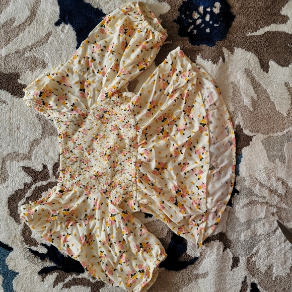 No Boundaries floral Shirt - Picture 2 of 8